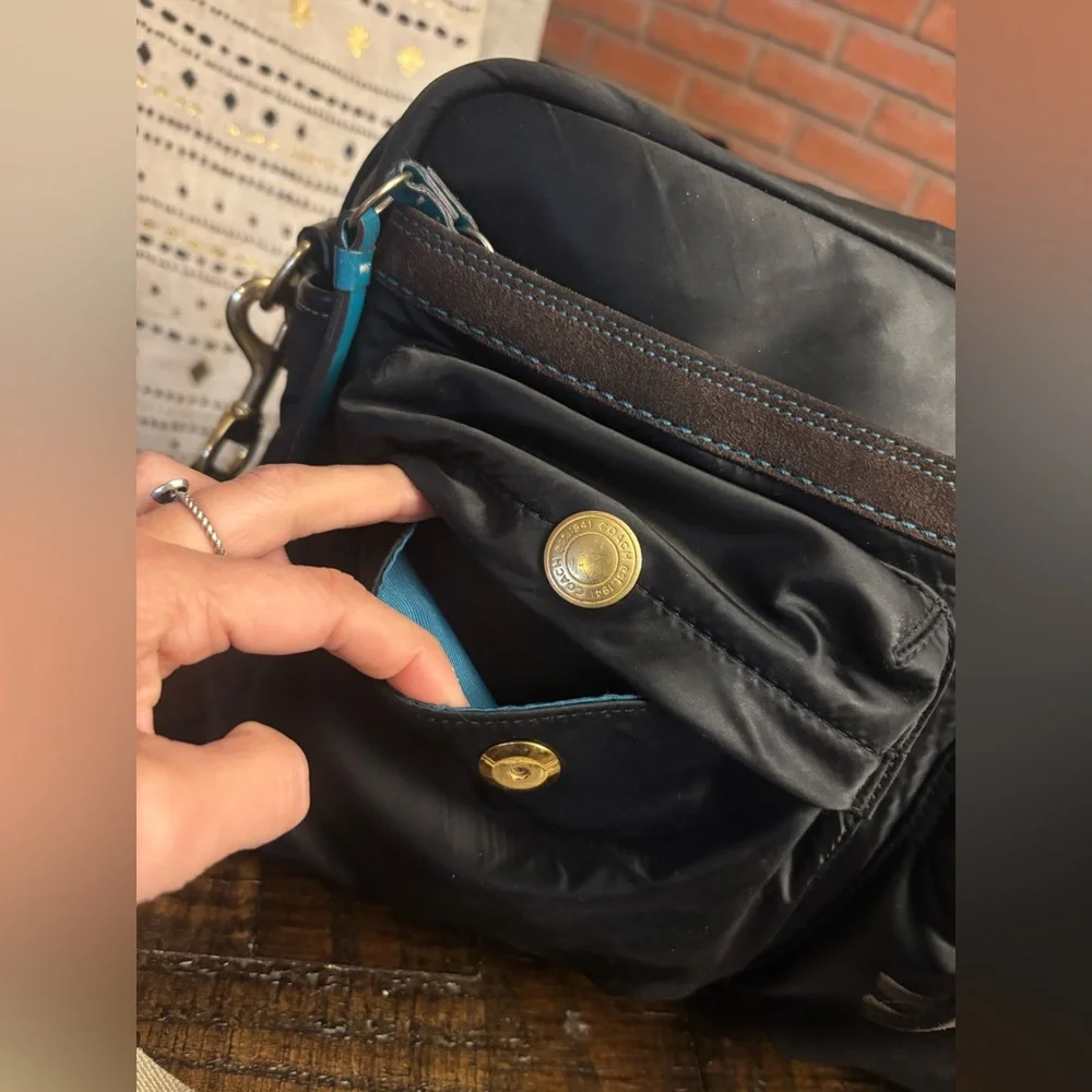 Coach Black Nylon & Brown Suede Baby Bag with Cream Strap🥰